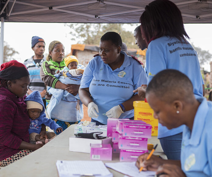 Malaria testing by Elimination 8 in Komatipoort, South Africa. Photo By Rooftop Productions